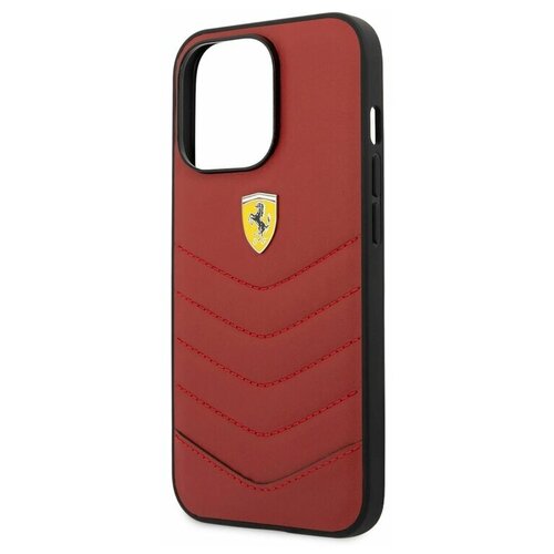 фото Ferrari для iphone 13 pro чехол genuine leather quilted with metal logo hard red