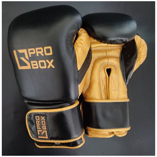 Боксерские перчатки «Prospect Boxing» 18 Oz черно-золотые