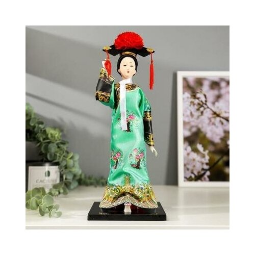 Кукла коллекционная Китаянка в национальном платье 32х12,5х12,5 см 4390904 .