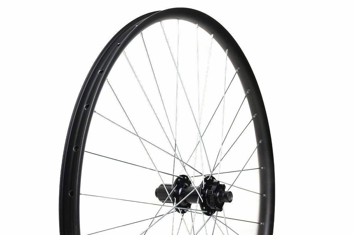Колесо 29"MTB заднее, под кассету на 9-10 передач, двойной обод Citron DP-27 29" 32H, втулка Solon DH909TR, 32H, Disc, 142*12мм, 2 промподшипника, крепление IS6, ось 12мм, цвет черный