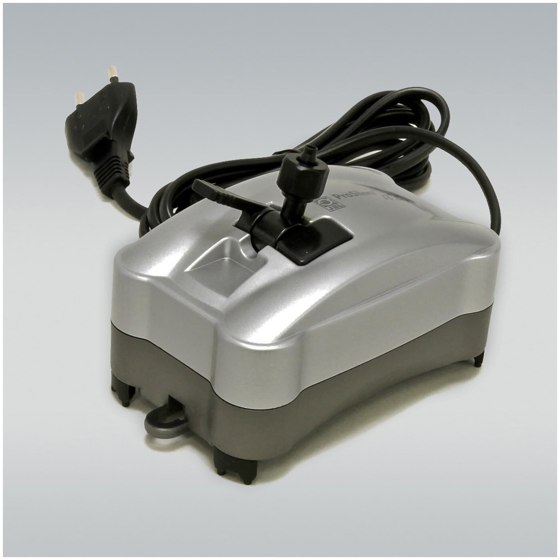 Сверхтихий компрессор JBL 200 л/ч для аквариумов 50-300 литров - фото №6