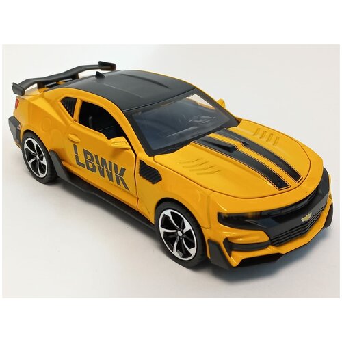 Машинка с дымом Chevrolet Camaro 1:24 металлическая, со светом и звуком