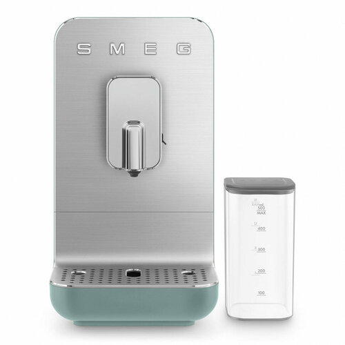 Автоматическая кофемашина Smeg BCC13EGMEU 8927000₽