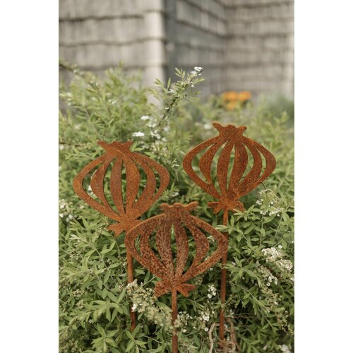 Садовый декор стик Чиполлино