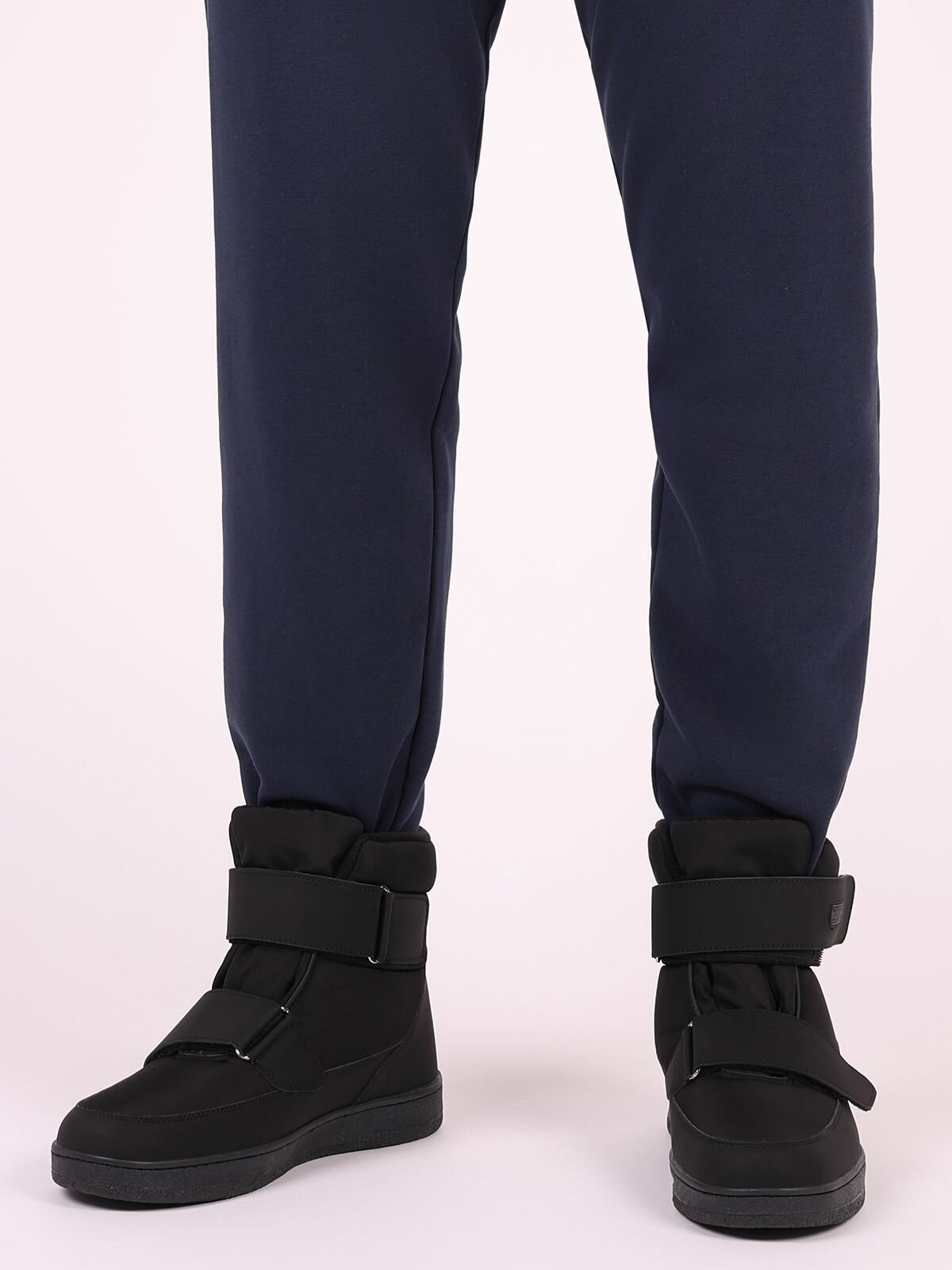 INSTREET 189-32MV-677FTN