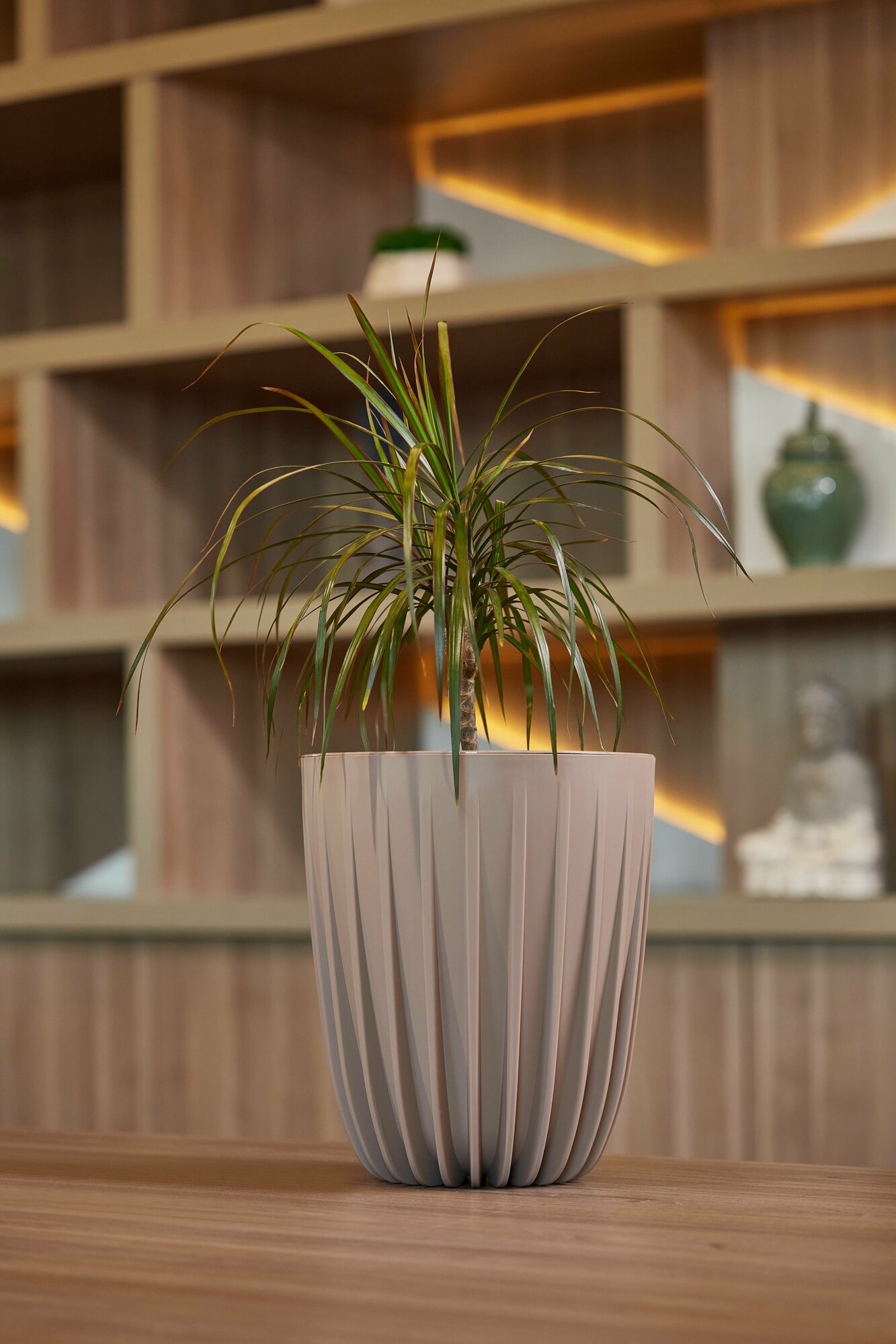 фото Кашпо четыре сезона Сигма D25 30 см 10 л фраппе