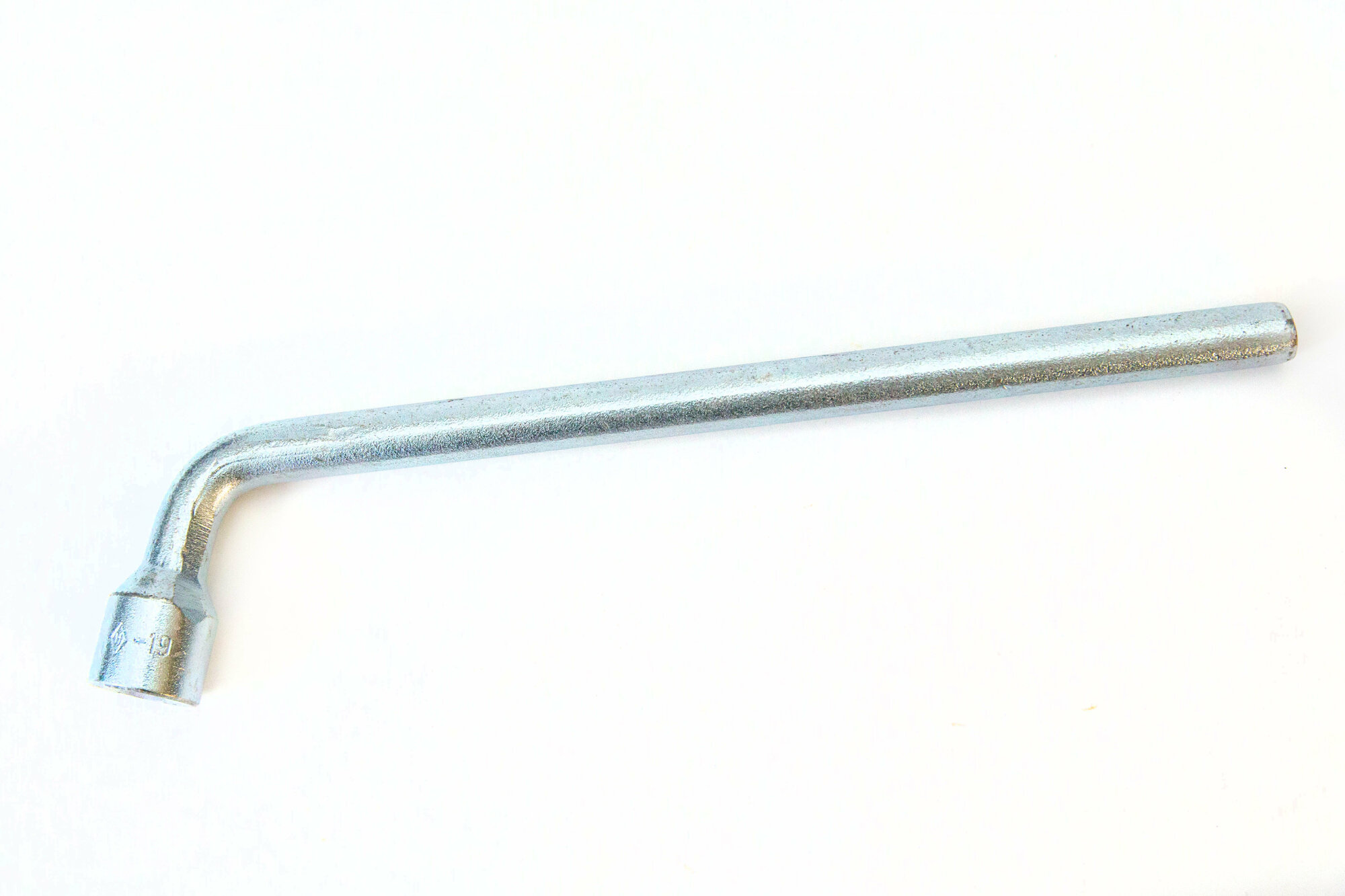 Ключ гаечный торцовый изогнутый 17 мм (НИЗ)