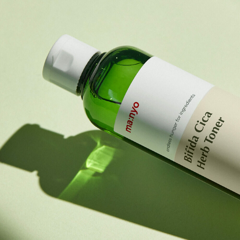 Manyo Factory Bifida Cica Herb Toner Успокаивающий тонер с растительным комплексом и бифидобактериями, 210 мл — фото 1