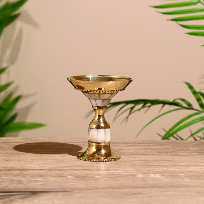 фото Подсвечник "Мирр" латунь, перламутр 9 см 9351746