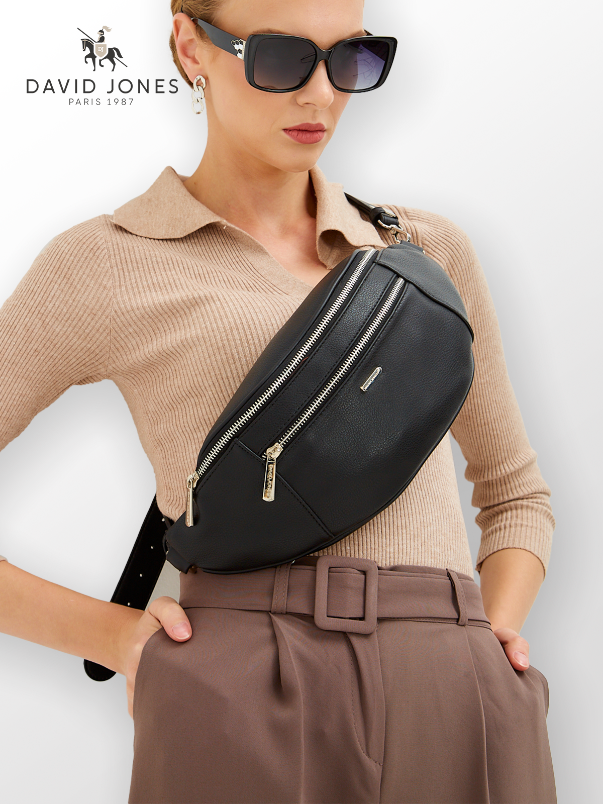 фото Стильная, влагозащитная, надежная и практичная женская сумка из экокожи David Jones