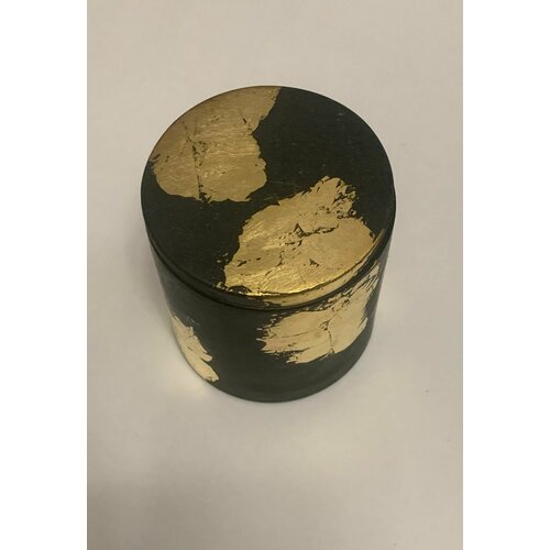 Свеча ароматическая. Цвет золото, bmw