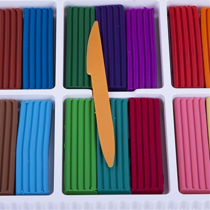 Пластилин для лепки и моделирования, для школы и детского сала 18 цветов "Классика" — фото 1