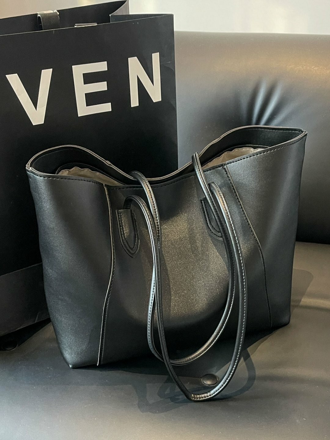 Сумка  Minimal Tote Bag EcoLeather, фактура гладкая, черный