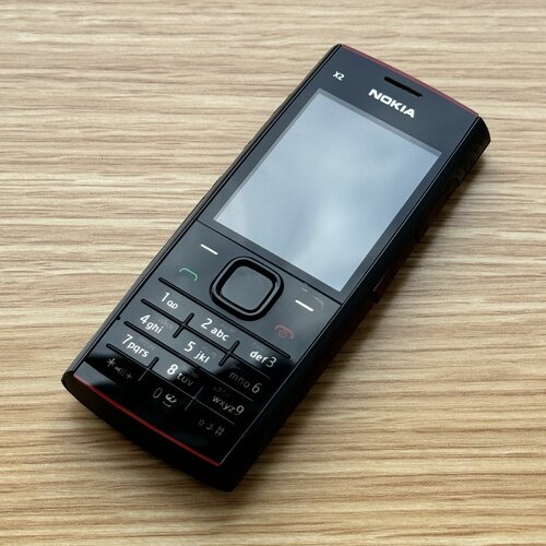 Nokia X2-00 1 SIM красныйчерный 750000₽