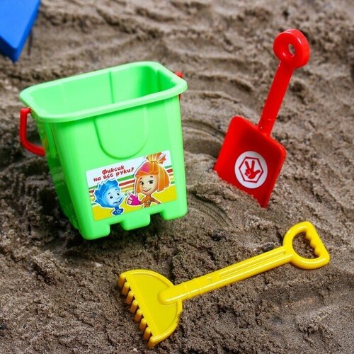 Набор для игры в песке: ведро-крепость, лопата, грабли, фиксики цвет , 530 мл