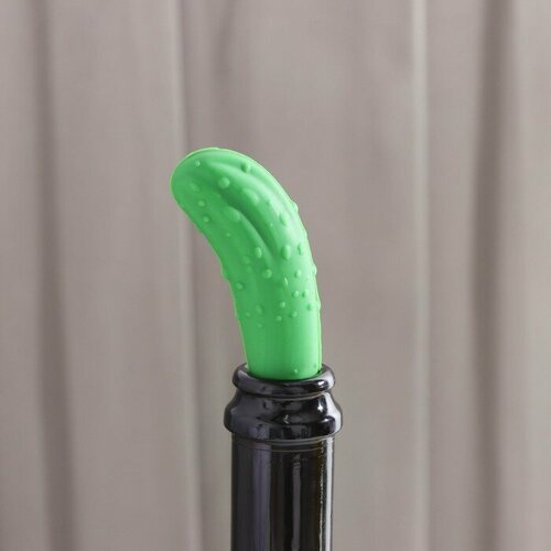 Пробка для бутылки Доляна Огурчик 85х25х25см цвет зелёный 373₽