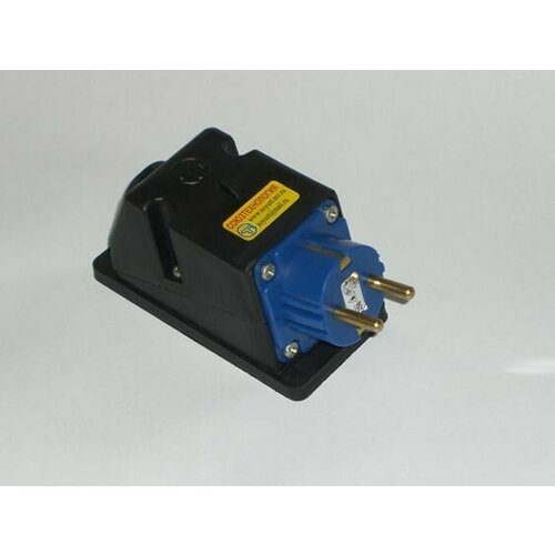 Вилка для открытой установки 3х-контактная, 220В, 32А, СС11- 3х32-053.3