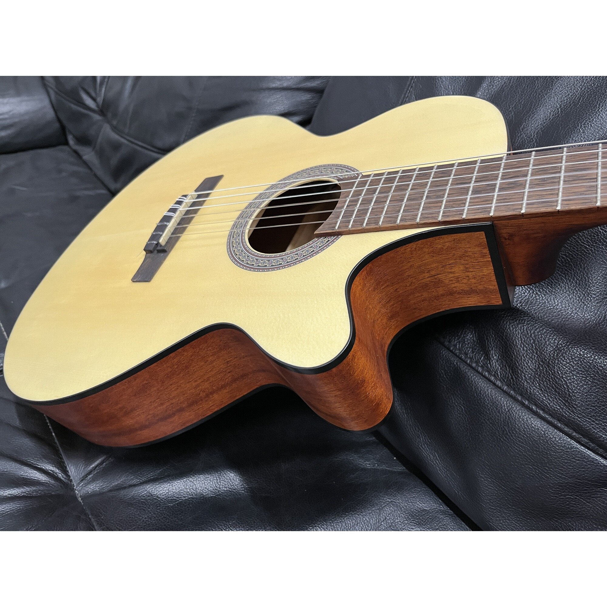 Электроакустическая гитара Cort CEC1-OP — фото 1