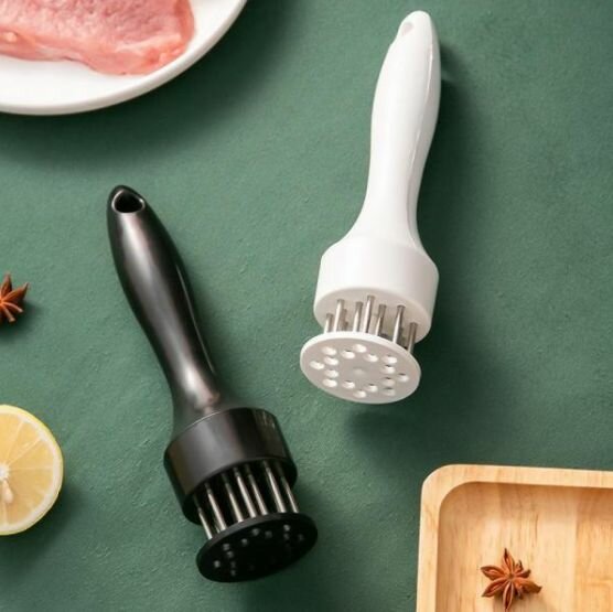 Молоток - Тендерайзер для мяса, пластиковый, шипы нержавеющая сталь, белый, длина 19 см, ширина 5 см — фото 1