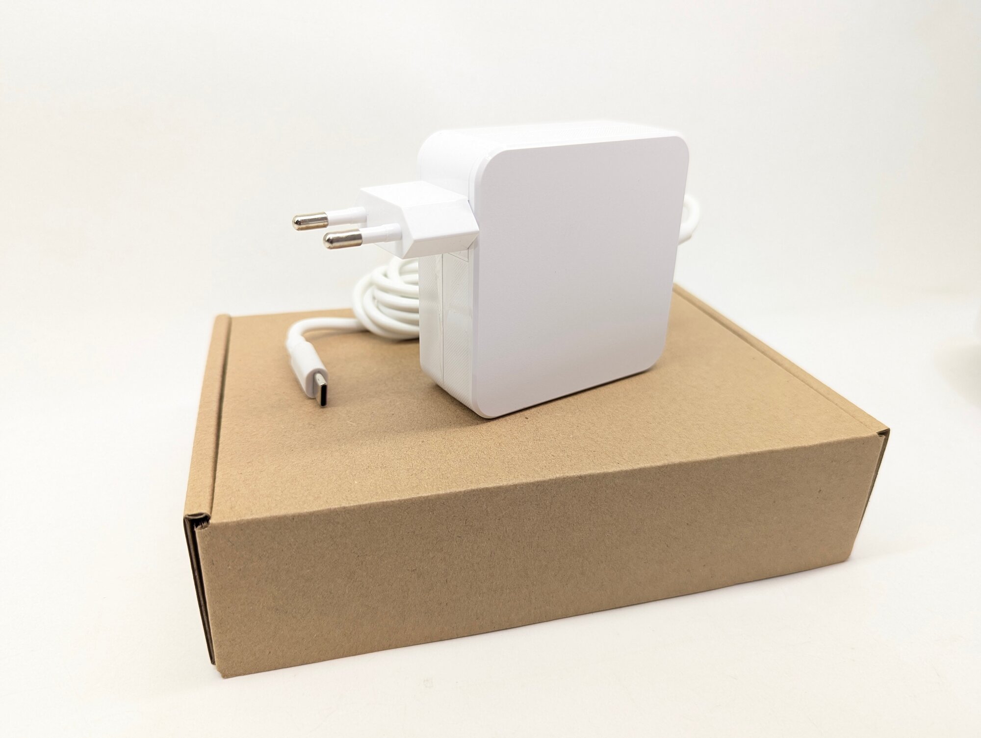 Блок питания для ноутбуков Xiaomi Redmi Book на 65 Ватт тип штекера TYPE-C — фото 1