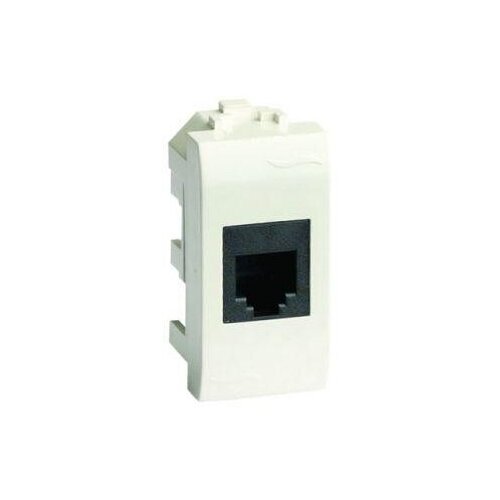 Розетка компьютерная СП Brava 1мод. RJ45 CAT.5E экран бел, DKC 76457B (1 шт.)