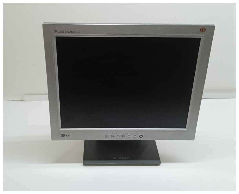 15" Монитор LG Flatron L1510S, 1024x768, 75 Гц, TN, черно-серебристый