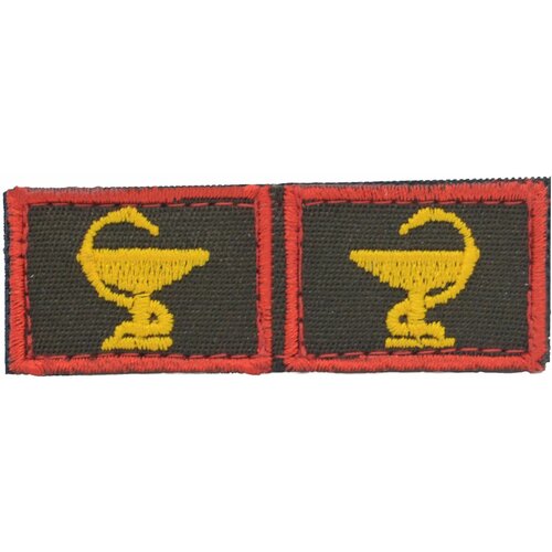 Тканевая петлица Военно-Медицинаская служба, красная окантовка, олива, 3,5х2,5см. (эмблема петличная)