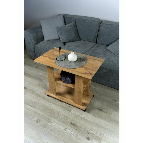 Столик журнальный на колесиках