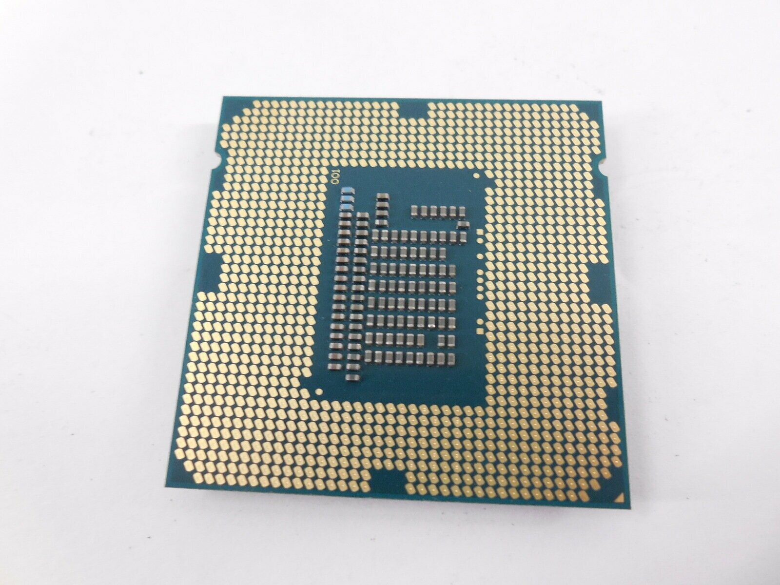 Процессор Intel Core i5 3570 (3,4 ГГц, LGA 1155, 6 Мб, 4 ядра)