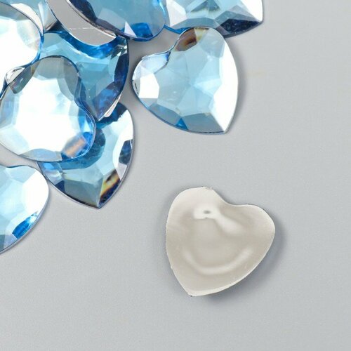 Декор для творчества пластик Стразы сердце. Светло-голубой набор 30 шт 2,5х2,5 см