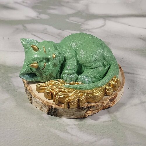 Фигурка кота из гипса 