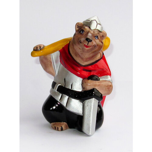Фарфоровая фигурка русский медведь богатырь. Ручная работа Россия. Высота 13 см.