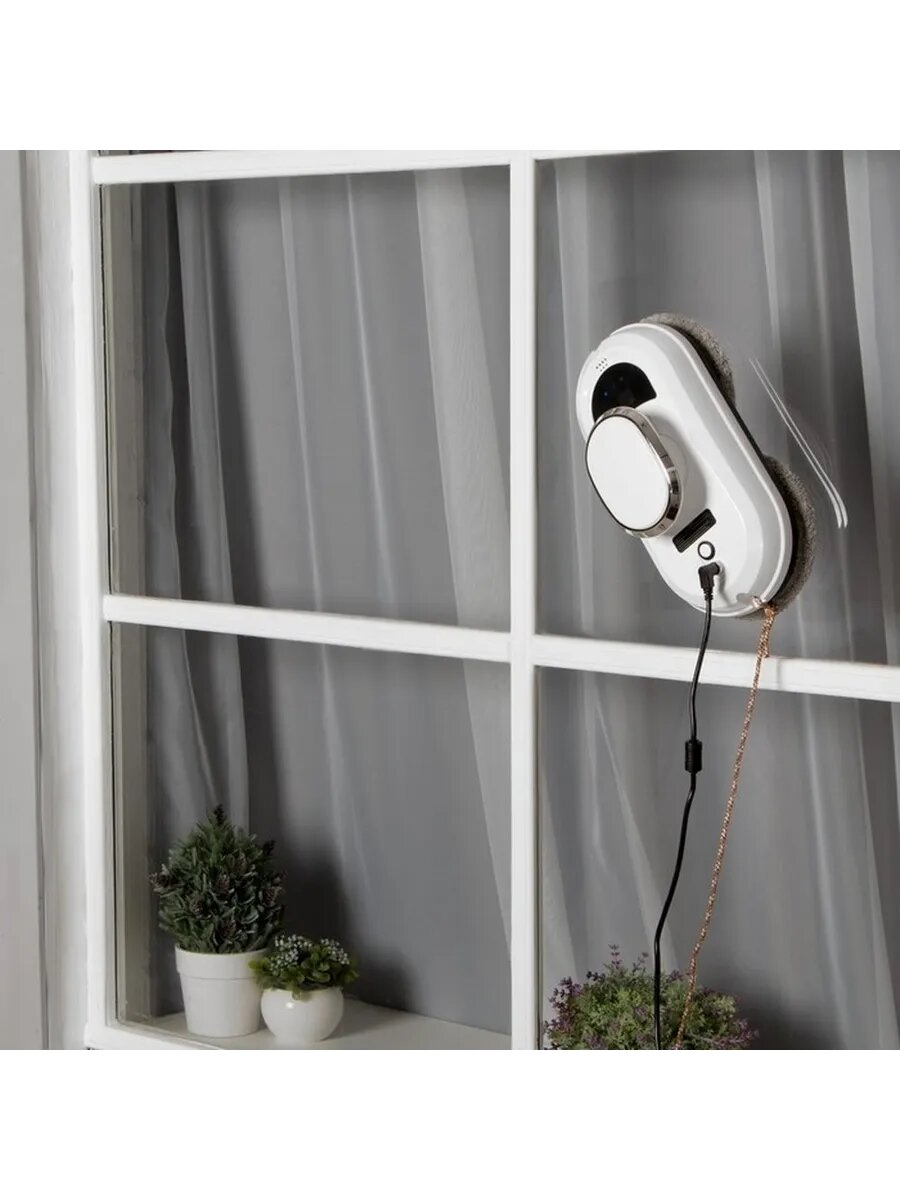 Автоматический робот-уборщик окон с аккумулятором