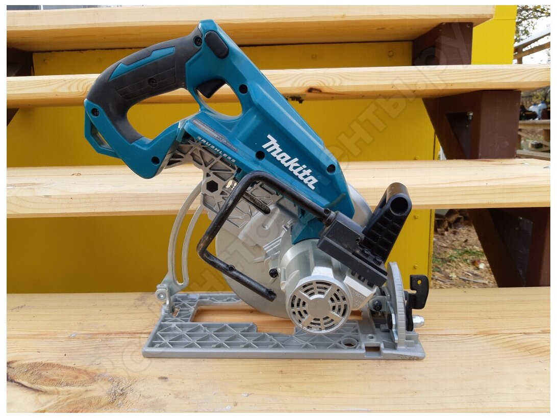 Аккумуляторная циркулярная пила Makita Z без акк и з\у - фото №7