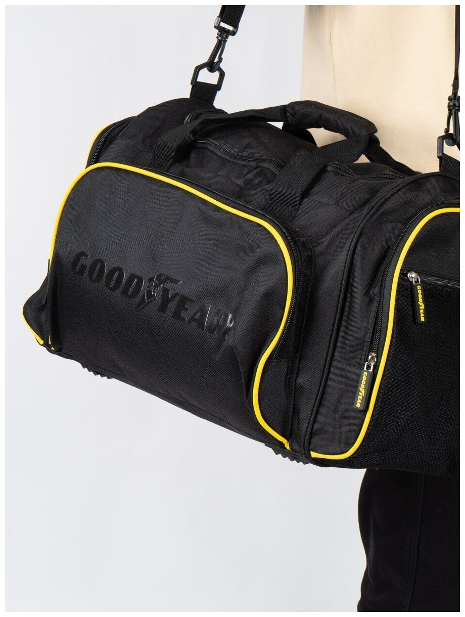 Дорожная сумка Goodyear, ручная кладь, черная - фотография № 6