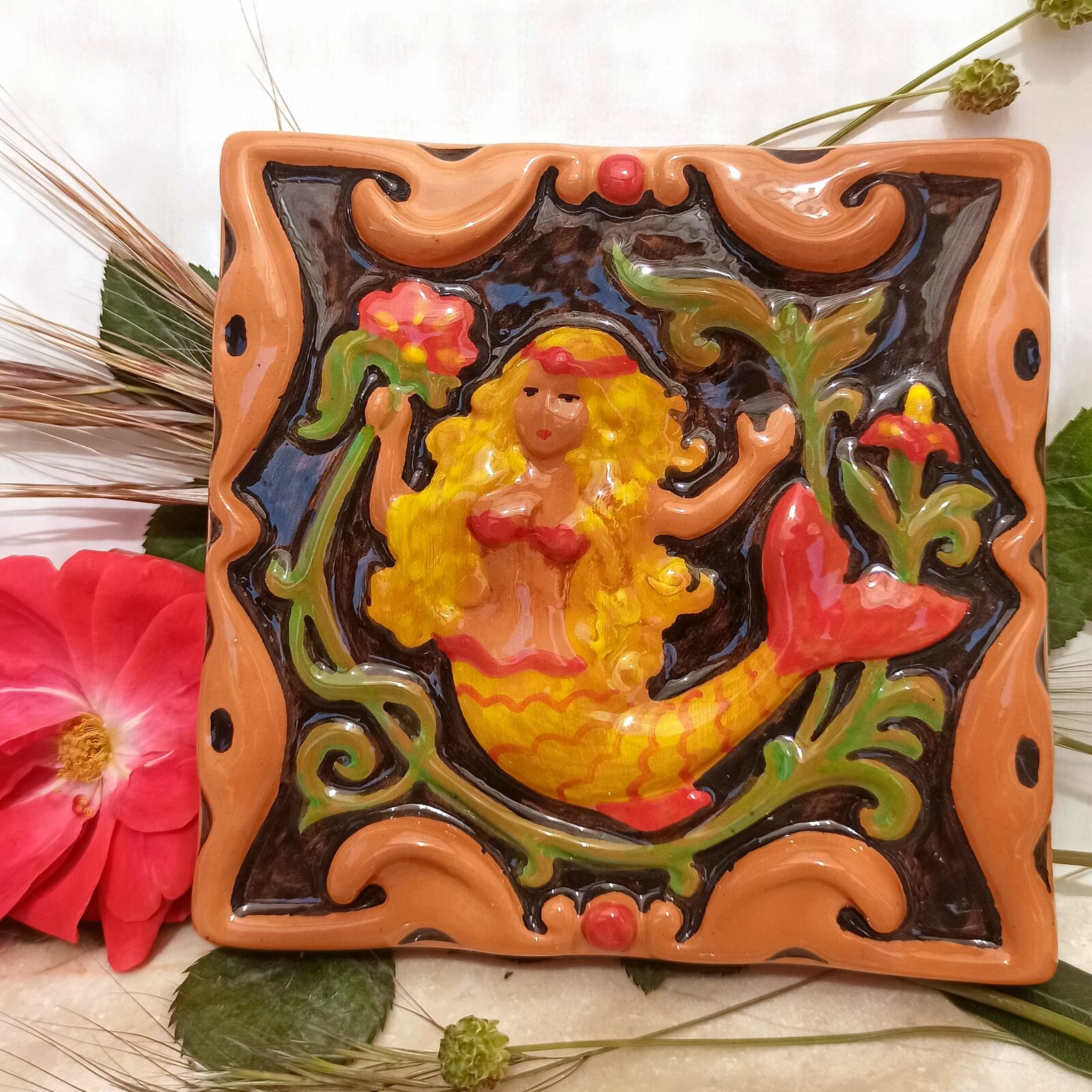 фото Изразец, панно, декор настенный керамический 11.5 см