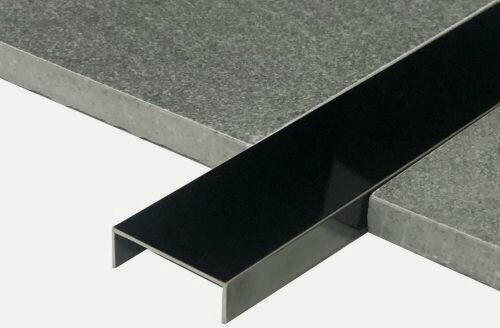 Изображение товара П-образный профиль крашенный черный матовый 10х15х10 мм длина 3 метра