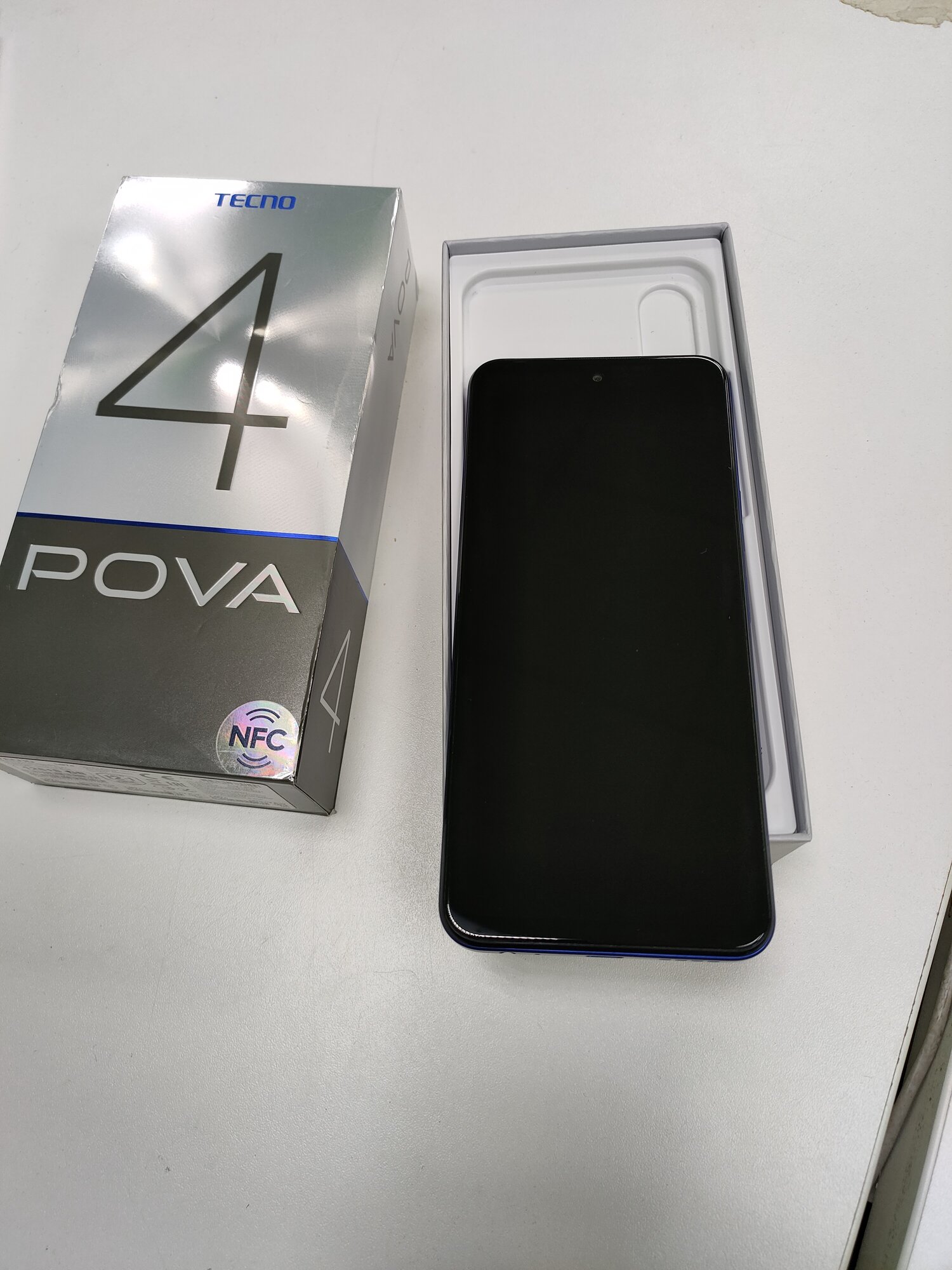 Смартфон TECNO Pova 4 8/128 ГБ, Dual nano SIM, Синий криолит — фото 1