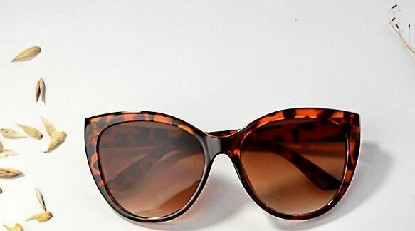 GALANTE Очки солнцезащитные женские пластик 148х50мм пятнистые коричневого цвета KC522007