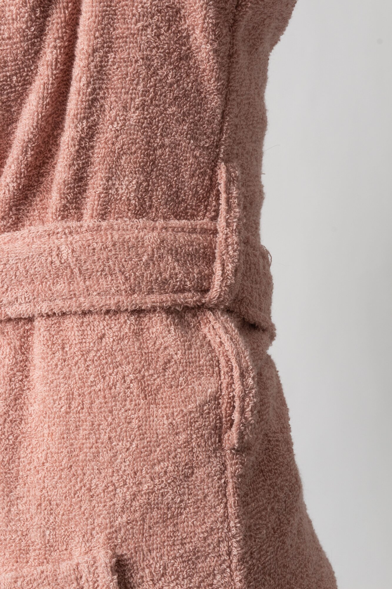 Халат Nusa удлиненный, длинный рукав, карманы, пояс, размер 2XL, розовый - фотография № 14