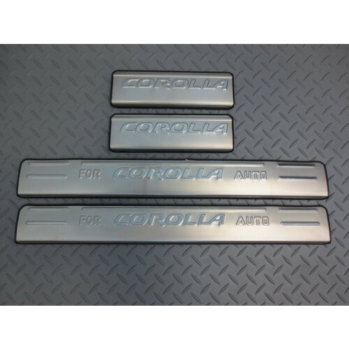 Накладки на пороги Toyota Corolla 2006-2013 3280₽