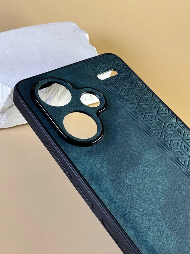 Чехол кожаный на Xiaomi Redmi Note 13 Pro Plus /Чехол на Редми Нот 13 Про Плюс с защитой камеры, геометрия, зеленый — фото 1