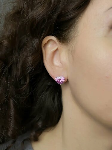 Изображение товара Серьги пусеты, серебро, 925 проба, сапфир синтетический