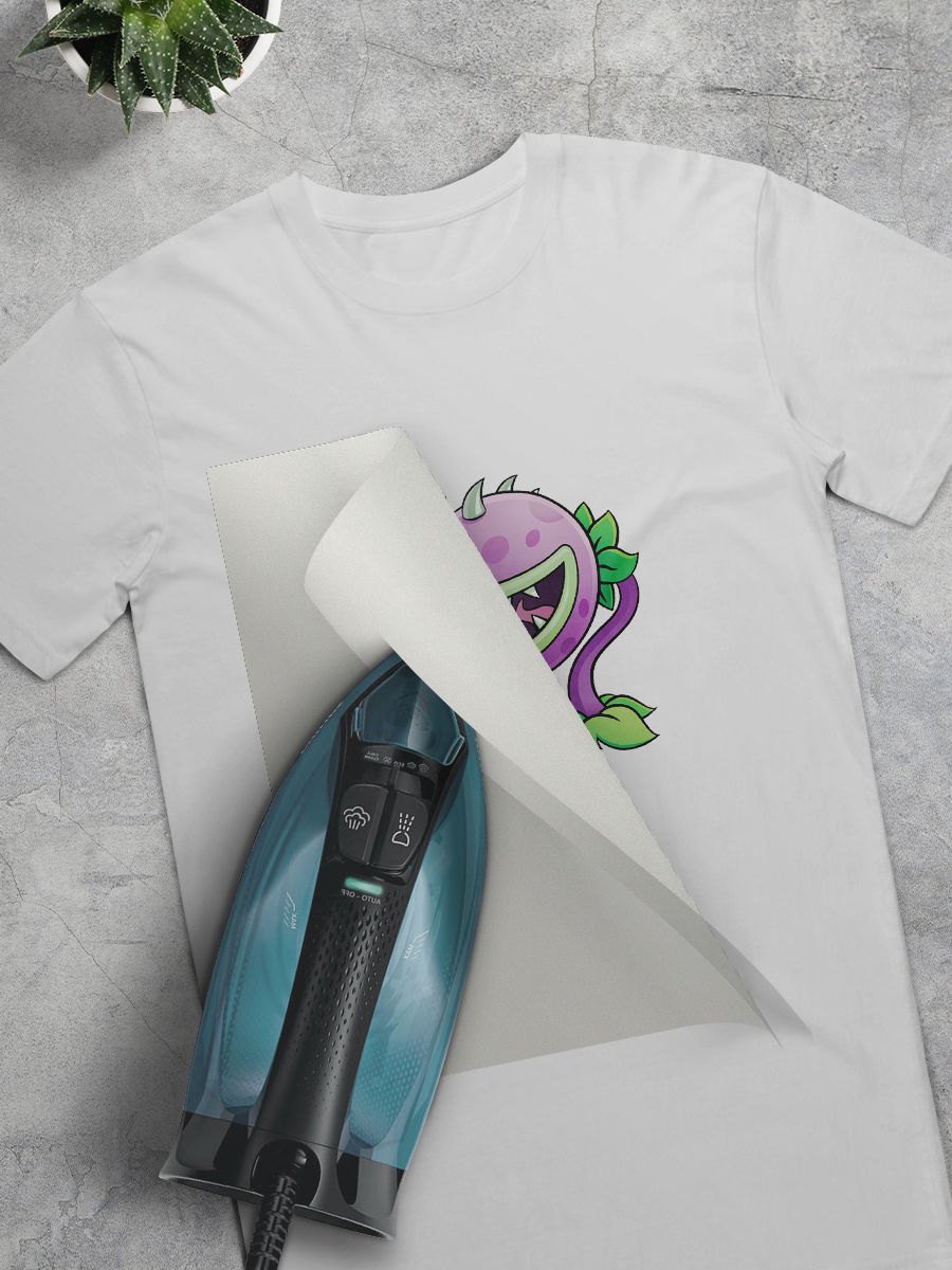 Термонаклейка киноtrend "Plants VS Zombie Зубастик", фиолетовая, термозакрепление — фото 1