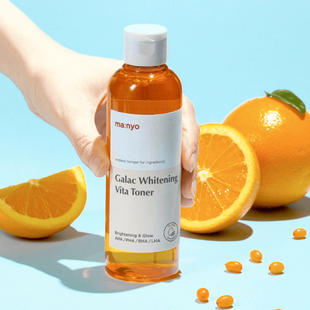 Тонер для лица от пигментации с галактомисис и витаминами Manyo Factory , Galac Whitening Vita Toner 210 мл