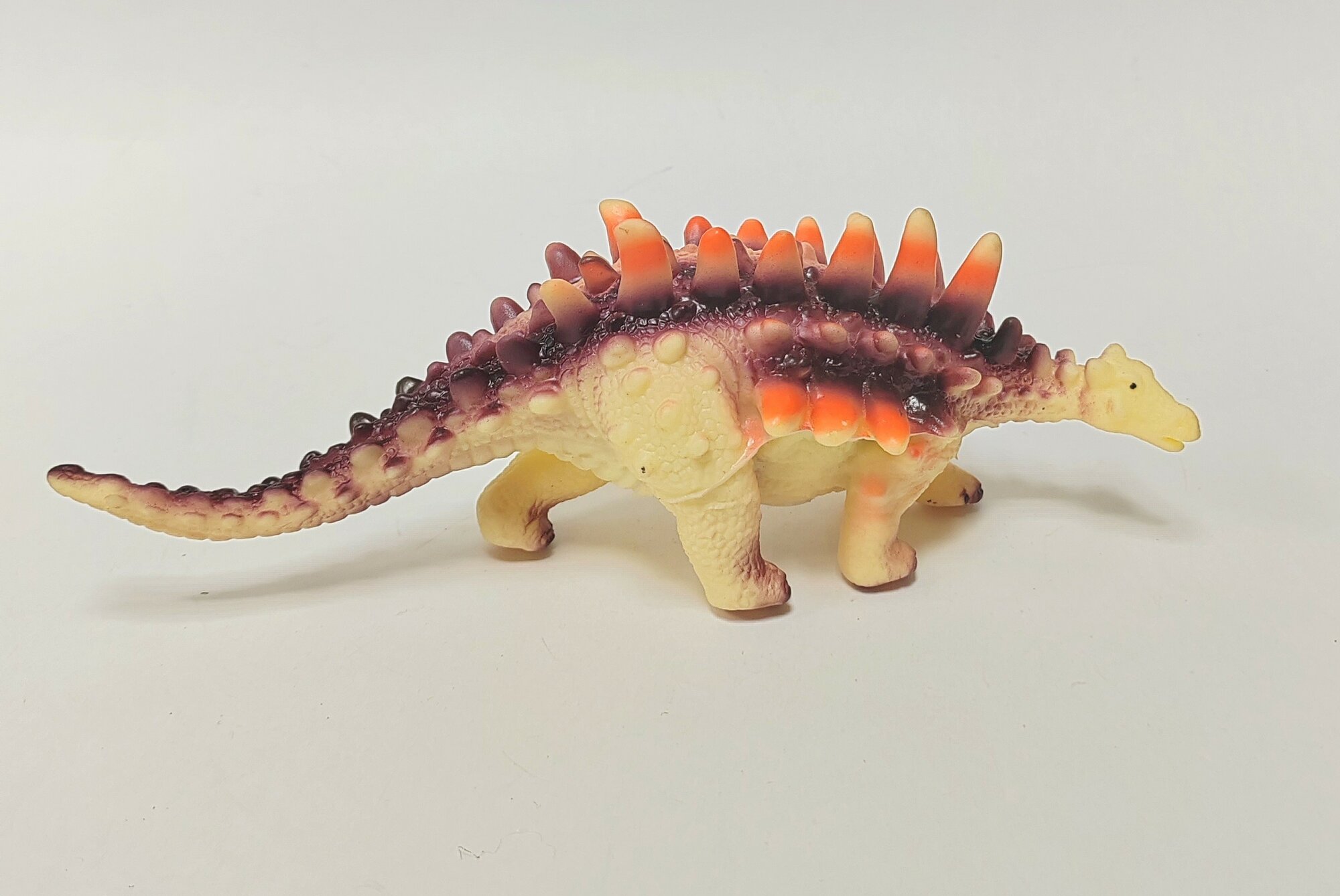 Фигурка динозавр с озвучкой
