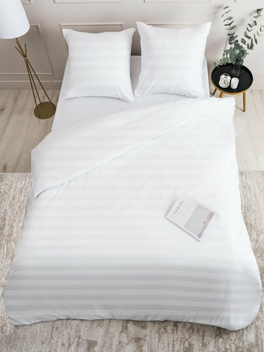 фото Постельное белье белый евро, Страйп Сатин, наволочки 70x70