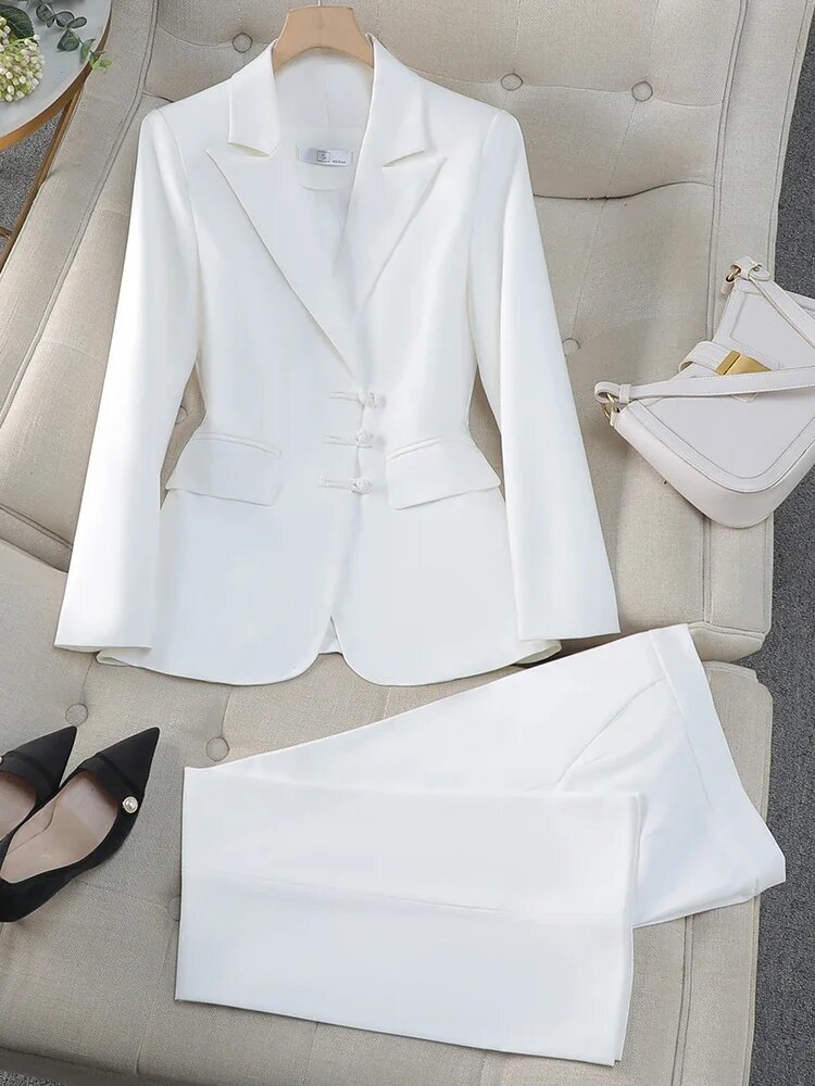 Костюм классический