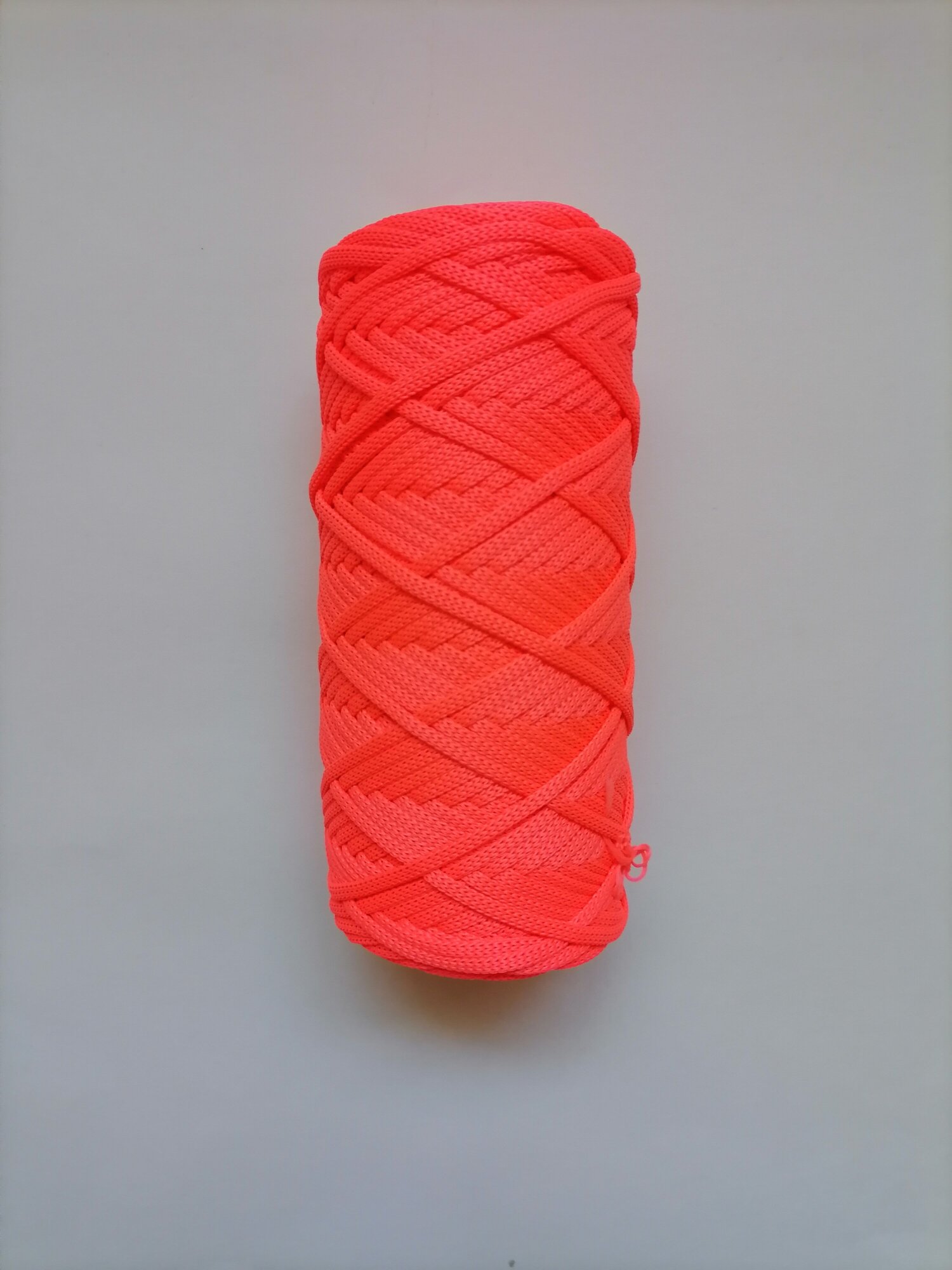 Шнур полиэфирный эльнить - 5 мм, 100 м, 100% полиэфир, без сердечника /шнур для вязания, рукоделия, макраме/"розовый неон"