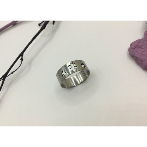 Кольцо-кулон, размер 18, серебряный